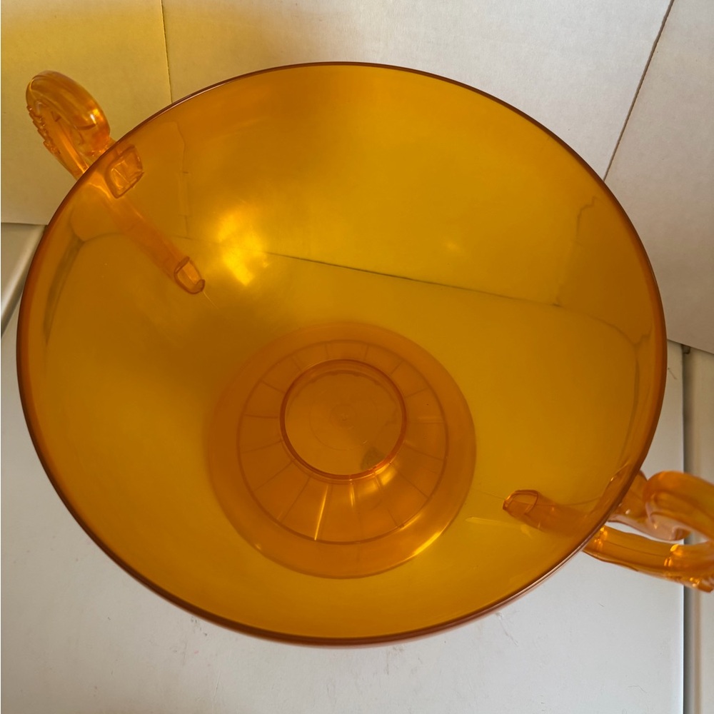 Golden Yellow Plastic Trophy Ice Bucket - Picture 3 of 4